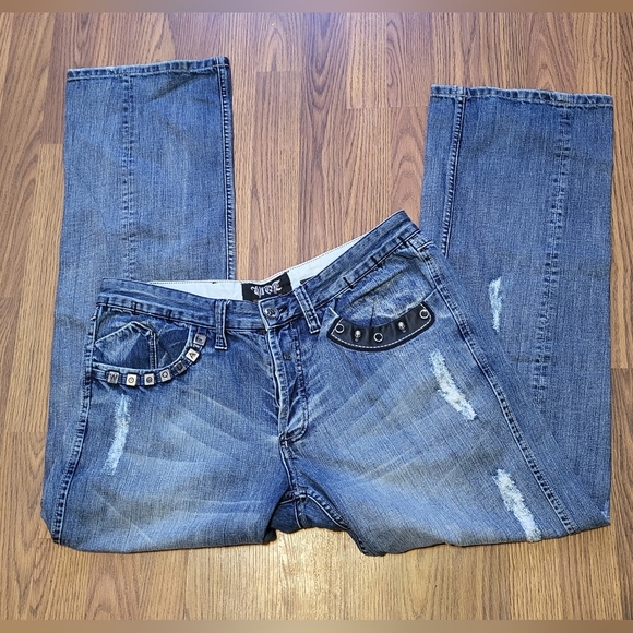 Wooquat 36x32 Men’s Distressed Western Jeans Studded Embroidered Cowboy Bootcut - Picture 2 of 16